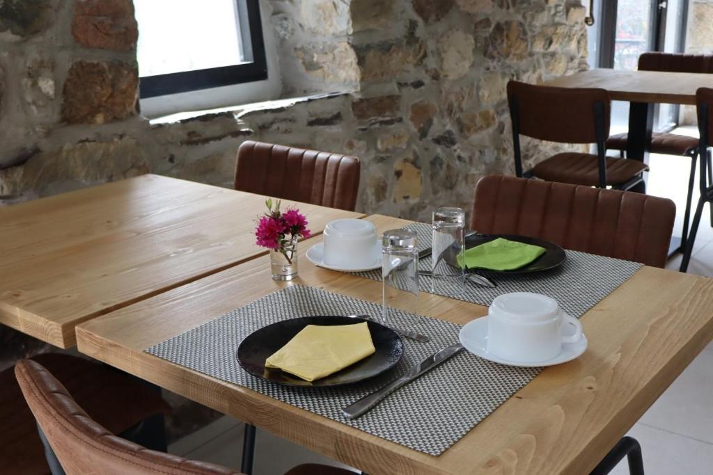 Le Relais De Porz Morvan Plomodiern Ngoại thất bức ảnh